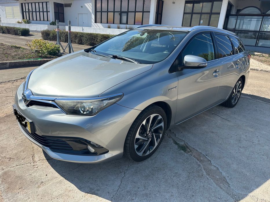 Toyota Auris TS 1.8 Hybrid