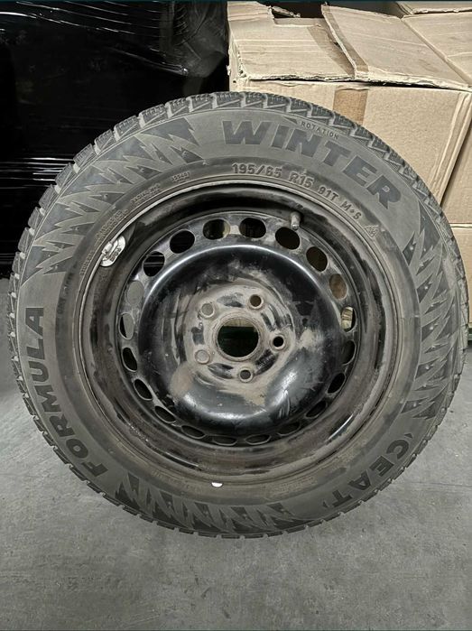 Komplet kół felga stalowa+ opony r15