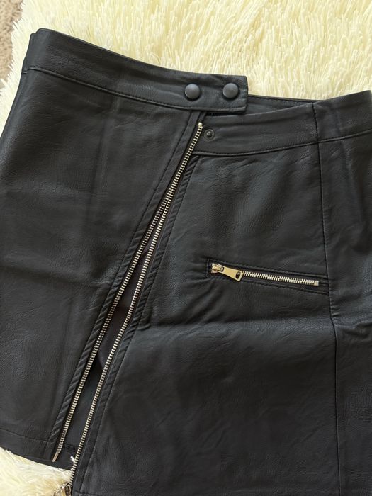 Спідниця міні, одягала декілька разів