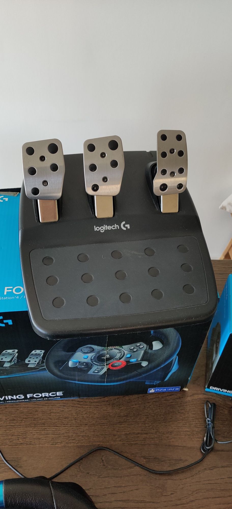 Logitech G29 e Shifter