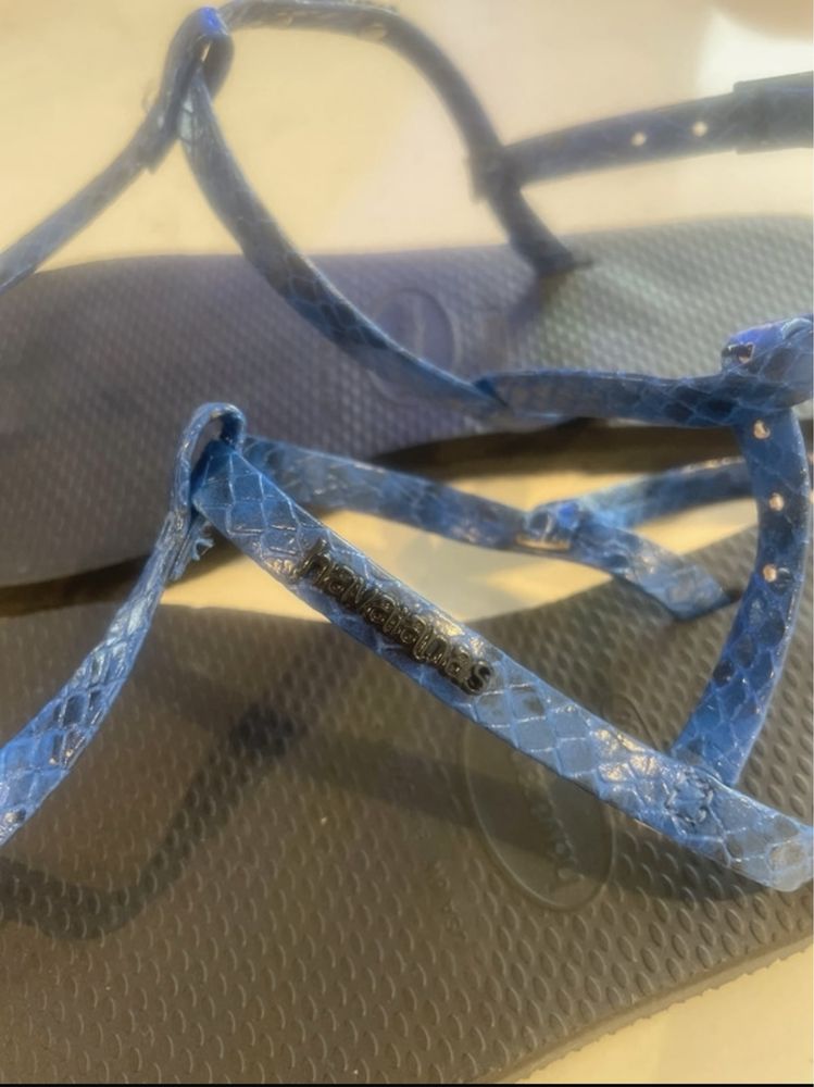 Sandálias Havaianas Novas