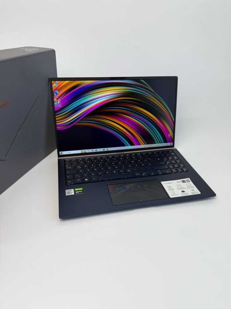 Ноутбук Asus UX534 – екран + ScreenPad, i7 10th Gen, GTX 1650, 16ГБ