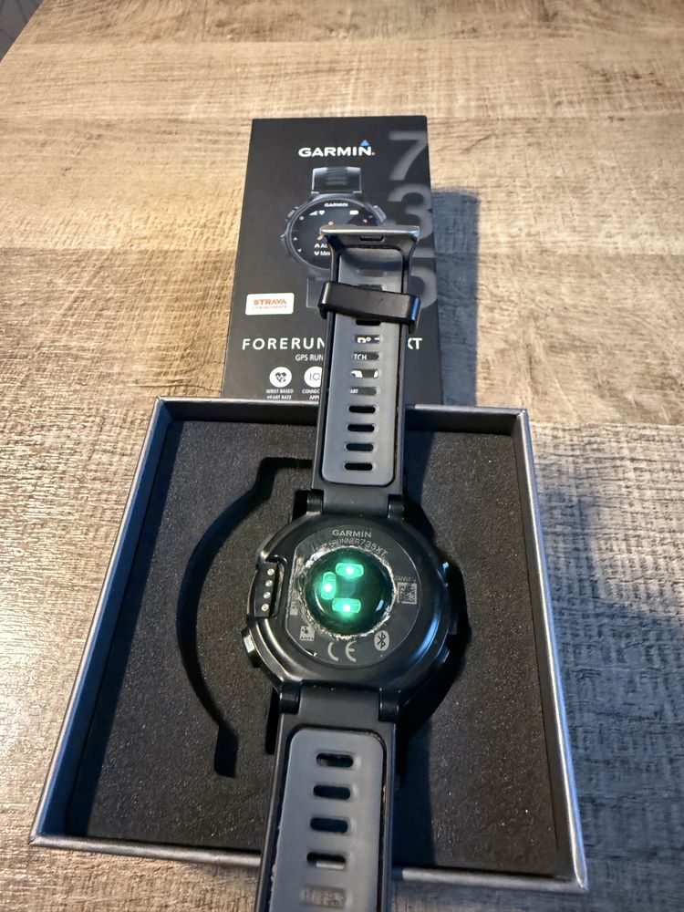 Zegarek Garmin Forerunner 735 XT