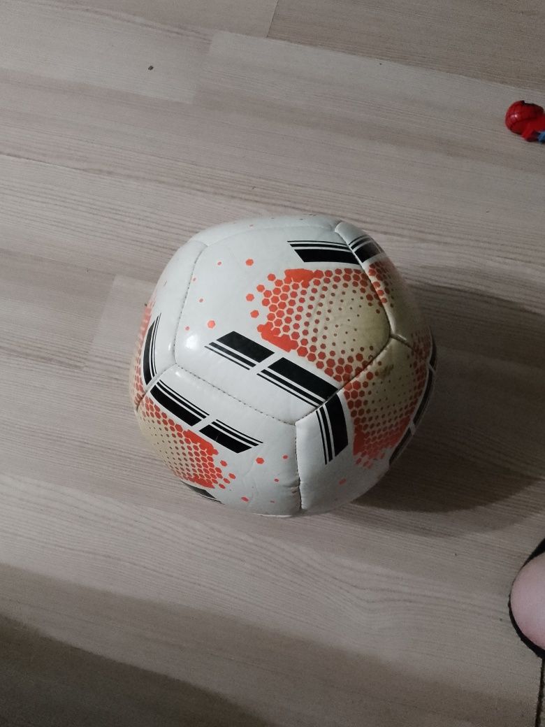 Футбольный мяч для мальчиков