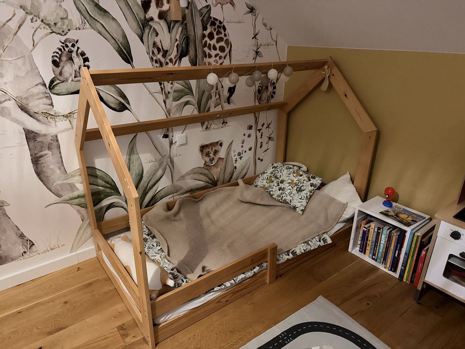 Łóżko dziecięce - domek 160x80 z materacem