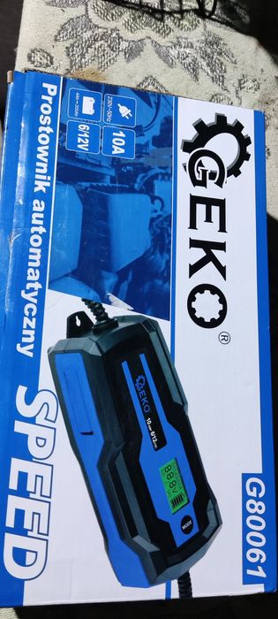 Зарядний пристрій