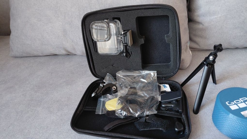 Продам GoPro 11 з купою аксесуарів