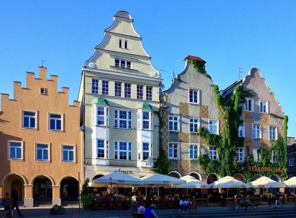 Lokal 150m2 w ścisłym centrum olszyńskiej starówki do wynajęcia