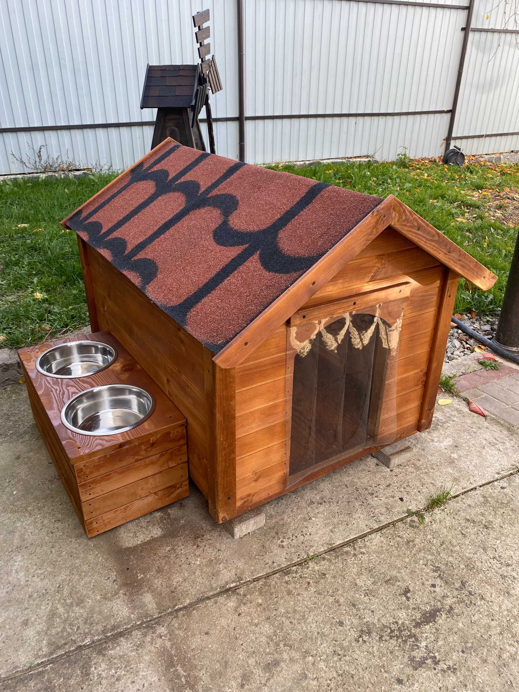 Будка деревянная для собак