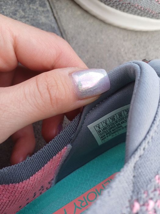 Nowe buty damskie do biegania 39