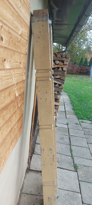 Drewno belki ozdobne stare