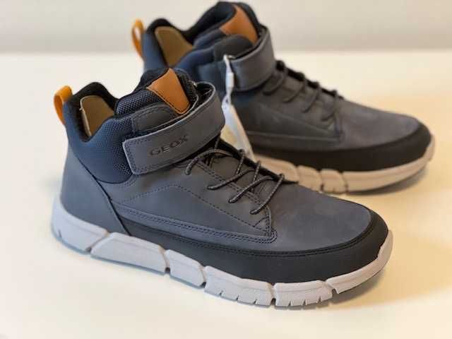 Демі черевики Geox Flexyper, 40 євро, брак