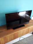 TV KUNFT em ótimo estado.