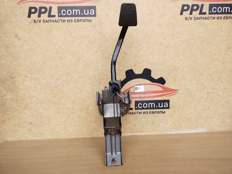 Hyundai Kona 2017-2023 Педаль сцепления 32800J9100