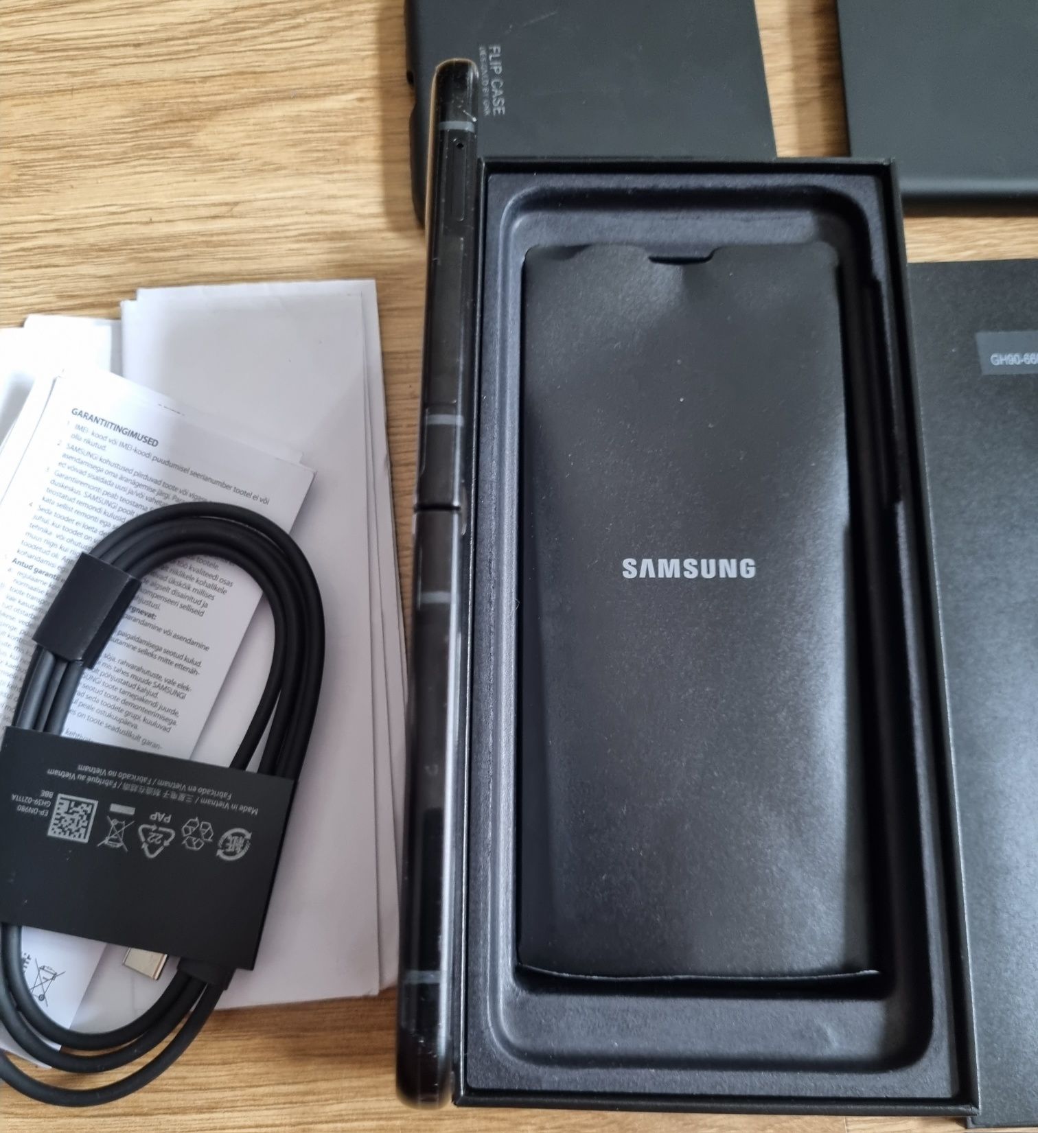 Idealny Samsung Galaxy Flip 3 5G dual czarny skladany telefon zamiana