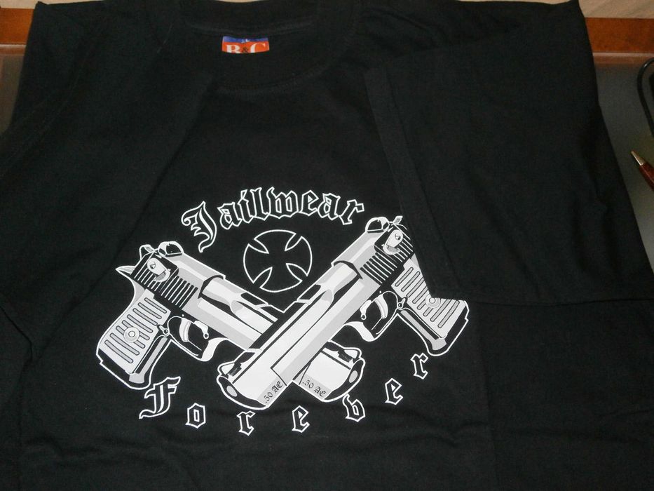 t-shirt pretas de bandas tour