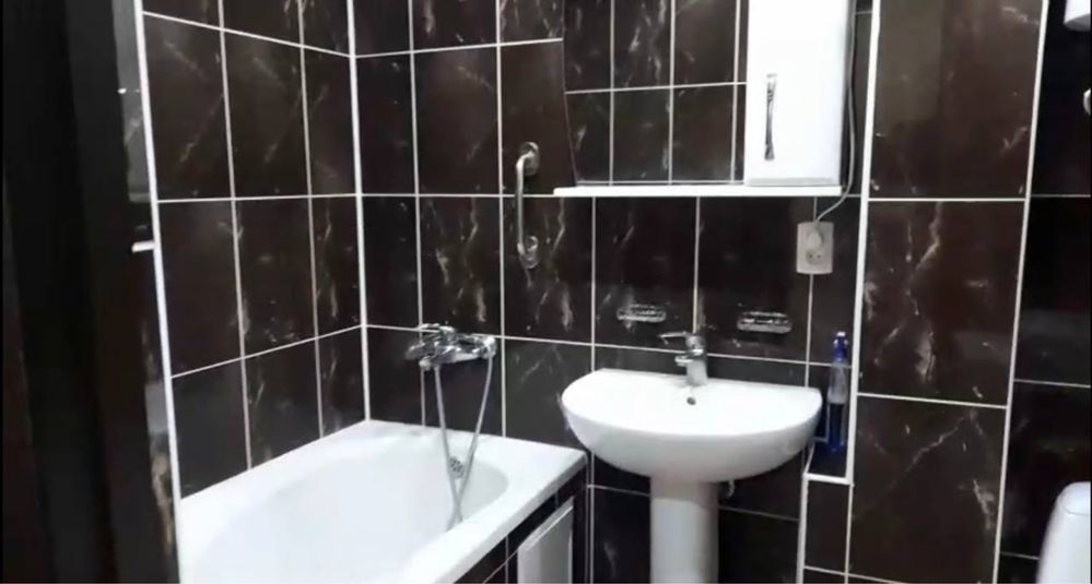 Здається затишна студія в центрі Кароліно-Бугазу