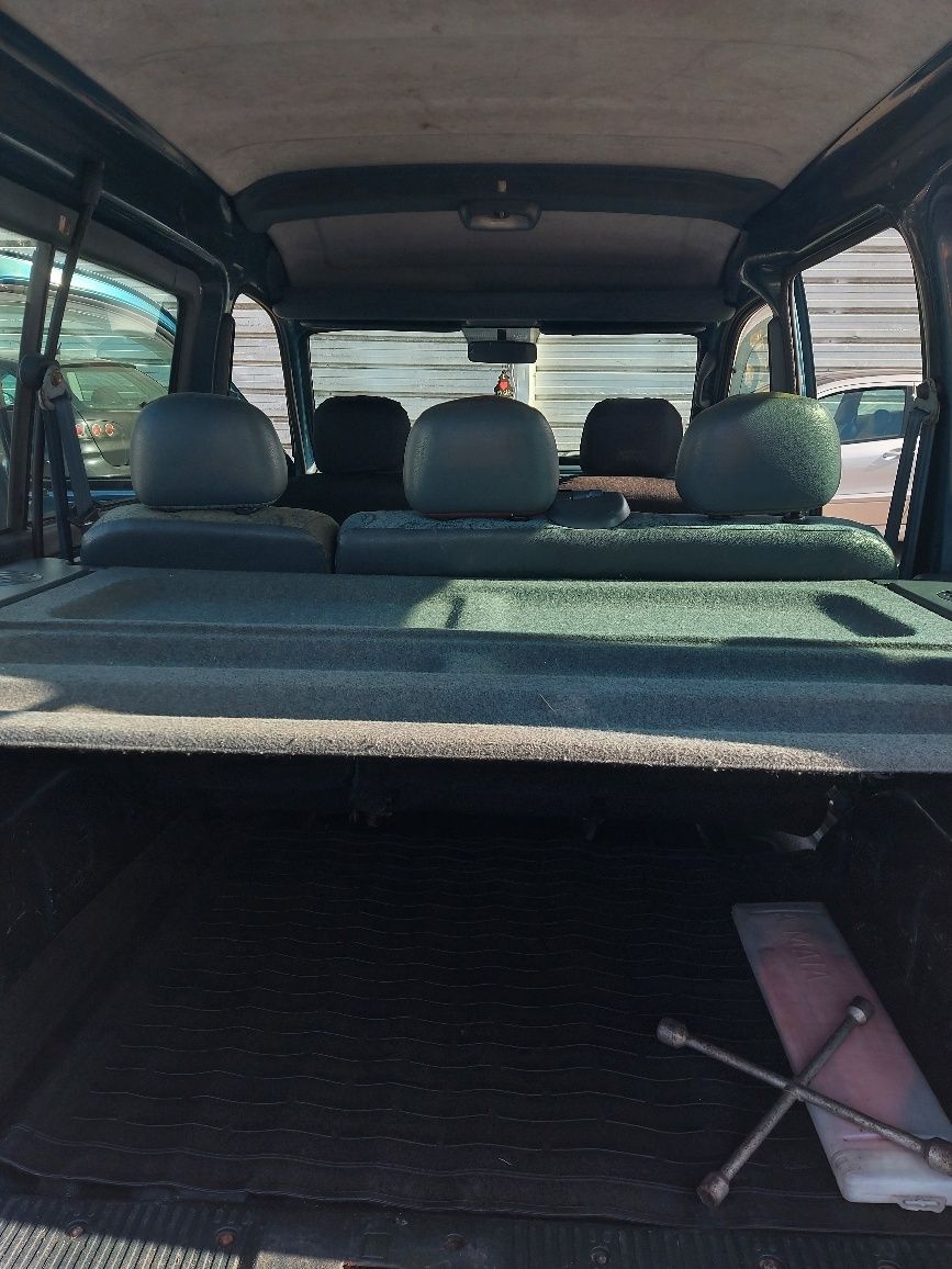 Renault Kangoo 5 lugares