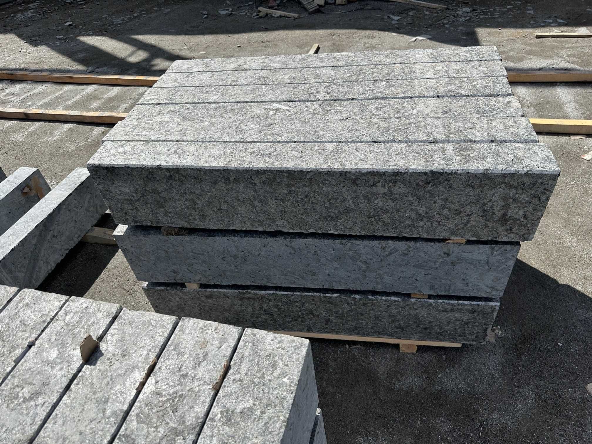 Бордюр гранітний ГП5 200*80*L мм., термооброблений, Лабрадорит