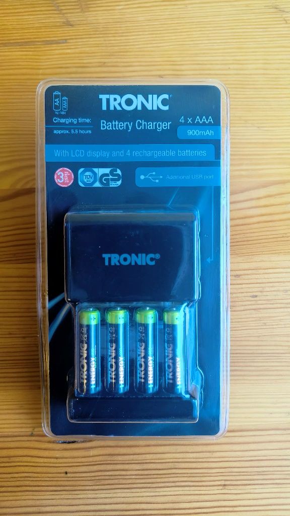 Зарядний пристрій Tronic +4aaa 900mah оригінал  з Німеччини