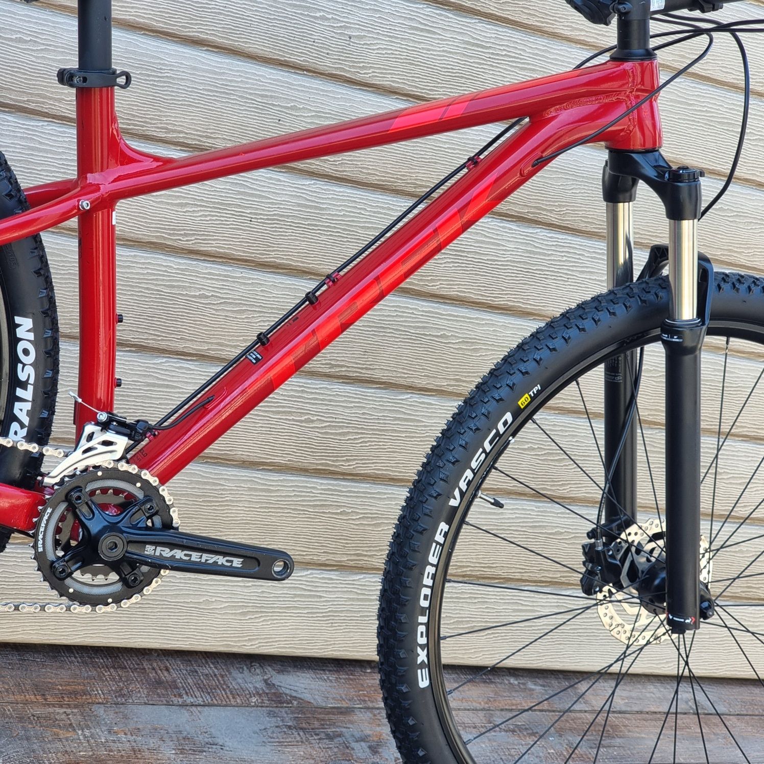 Вилка ROCKSHOX AIR Shimano Deore XT Disc Гідравлика 
29 TREK X-CALIBER