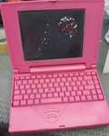 Computador cor de rosa decorativo