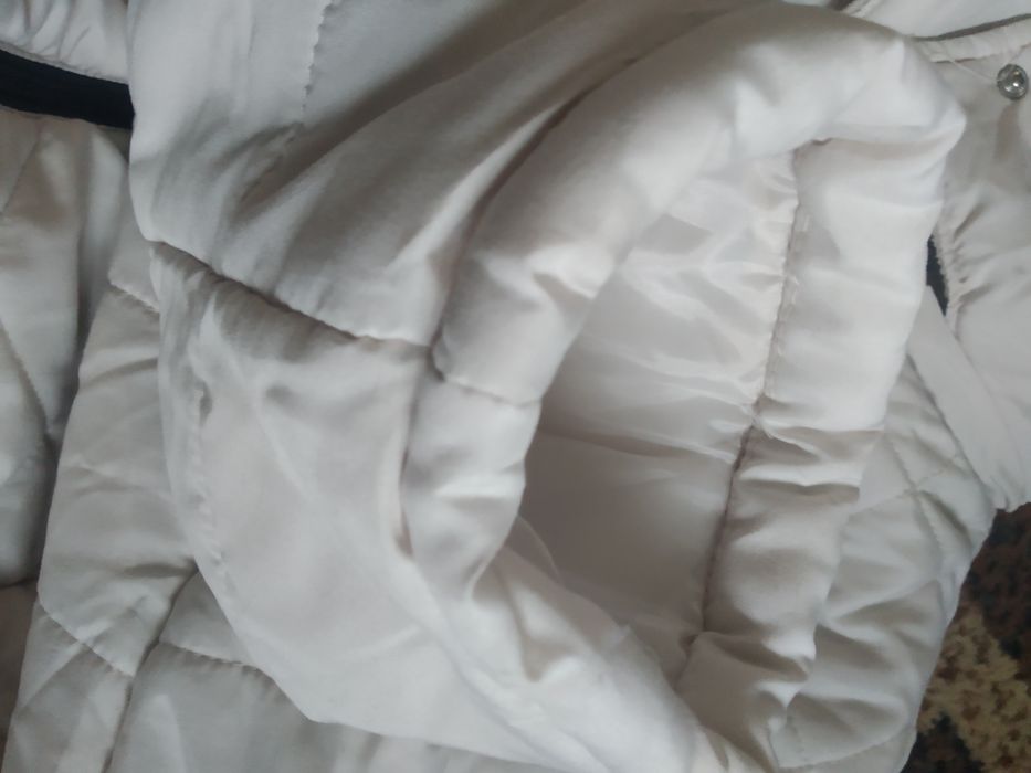 Куртка жіноча, осінньо - весняна