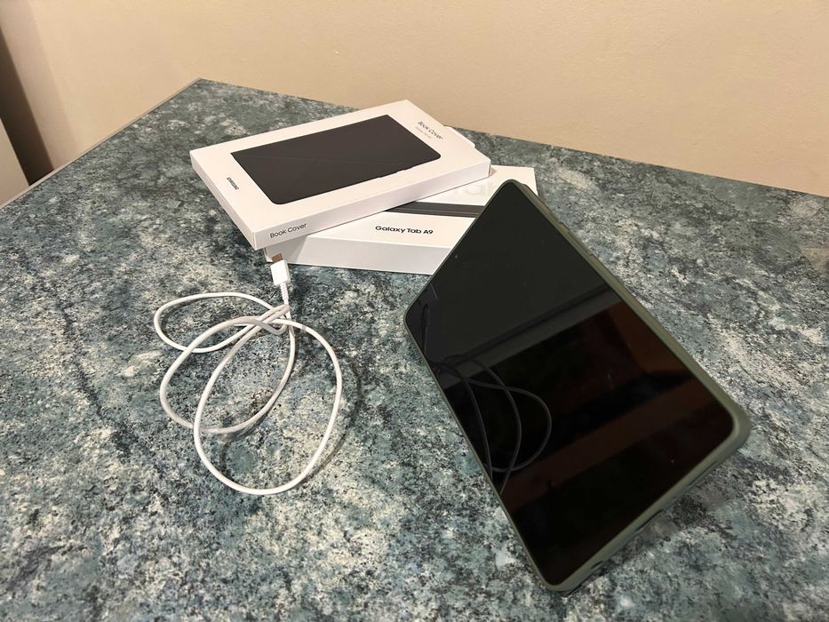 Samsung Galaxy Tab A9 (Wi-Fi) + чохол-книжка Galaxy Tab A9 Book Cover