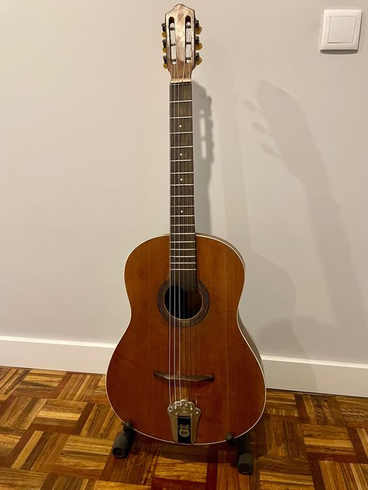 Guitarra J. Castelluccia Paris