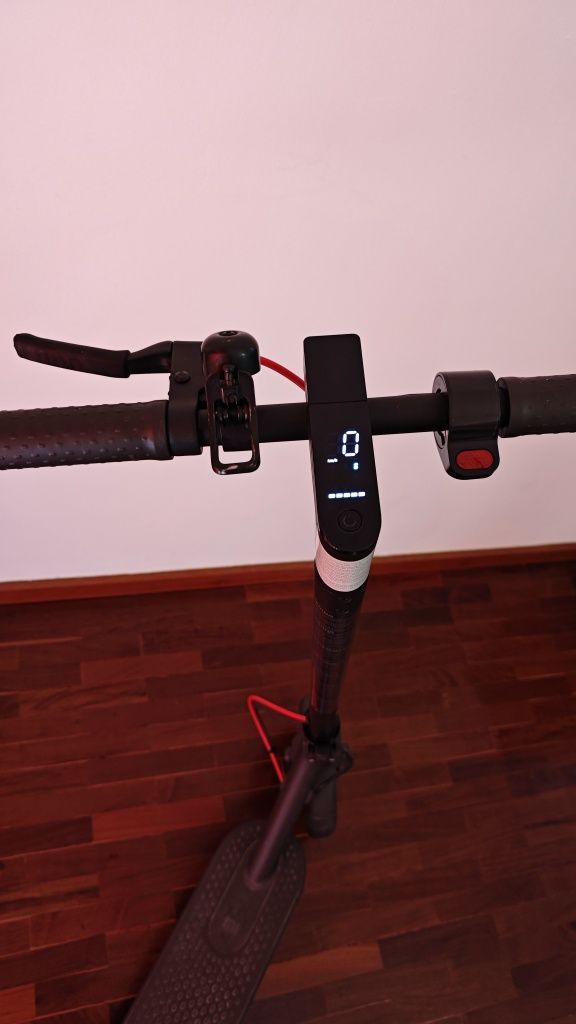 Trotinete Elétrica Mi Electric Scooter Pro 2