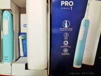 Oral B PRO Series 1 Travel Edition Caribbean Blue