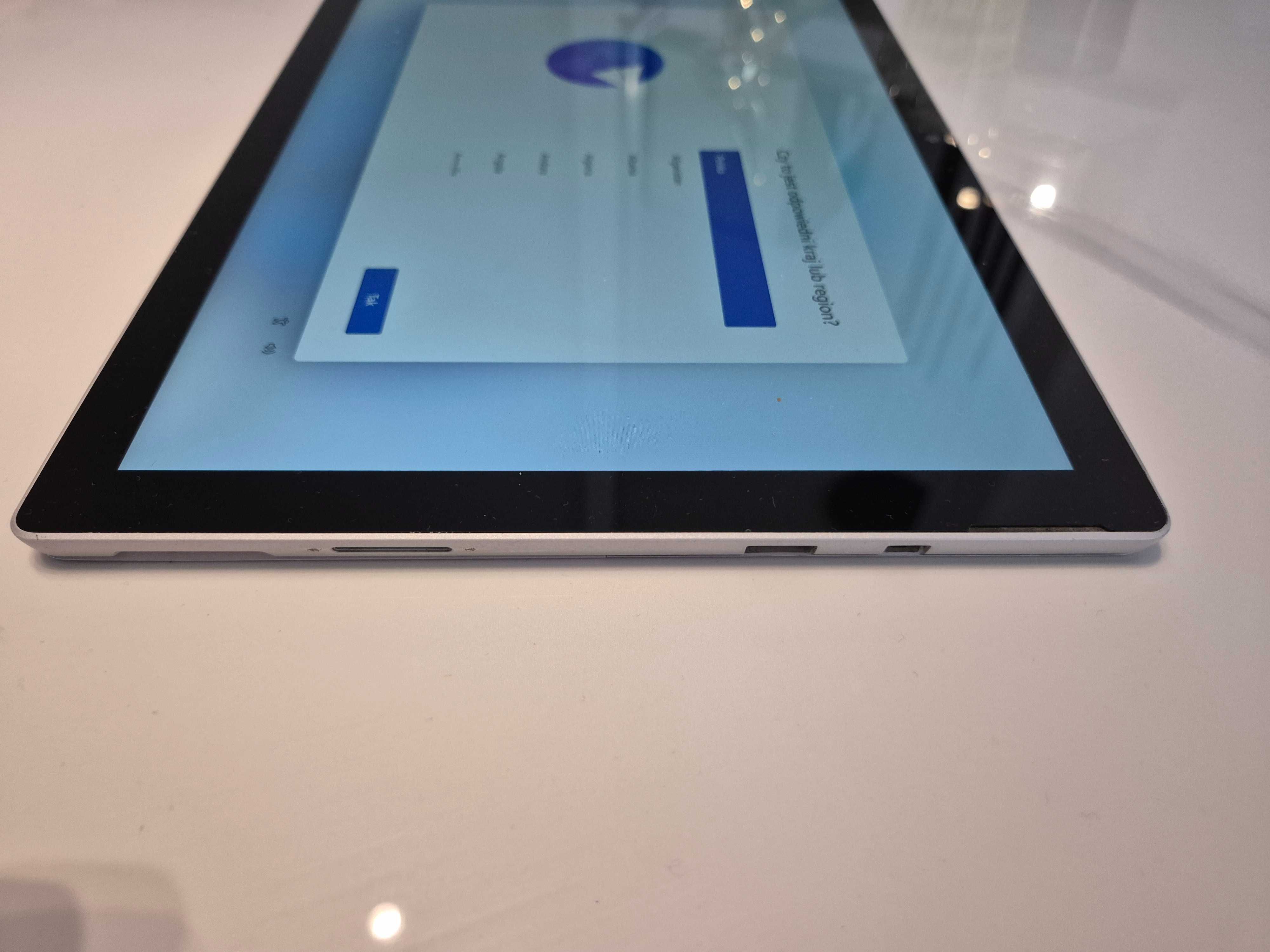 Microsoft Surface Pro 6 | i7 | 8GB | 256GB | Klaw + Piórko GRATIS!