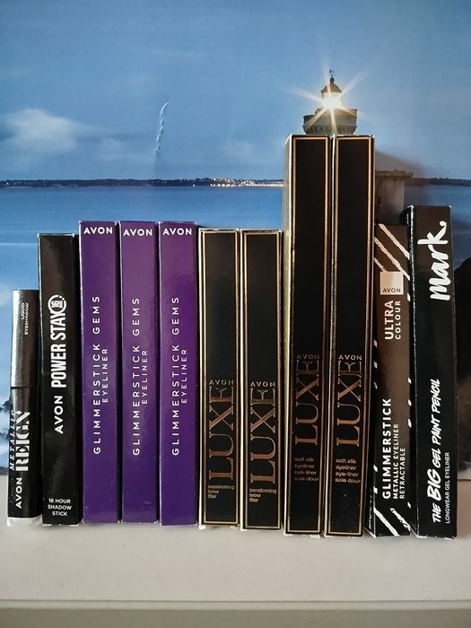 Косметика Avon Luxe, Distillery