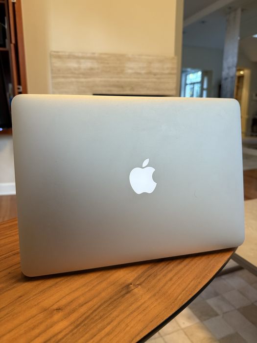 Macbook PRO late 2015 13” 16GB RAM, 500GB SSD