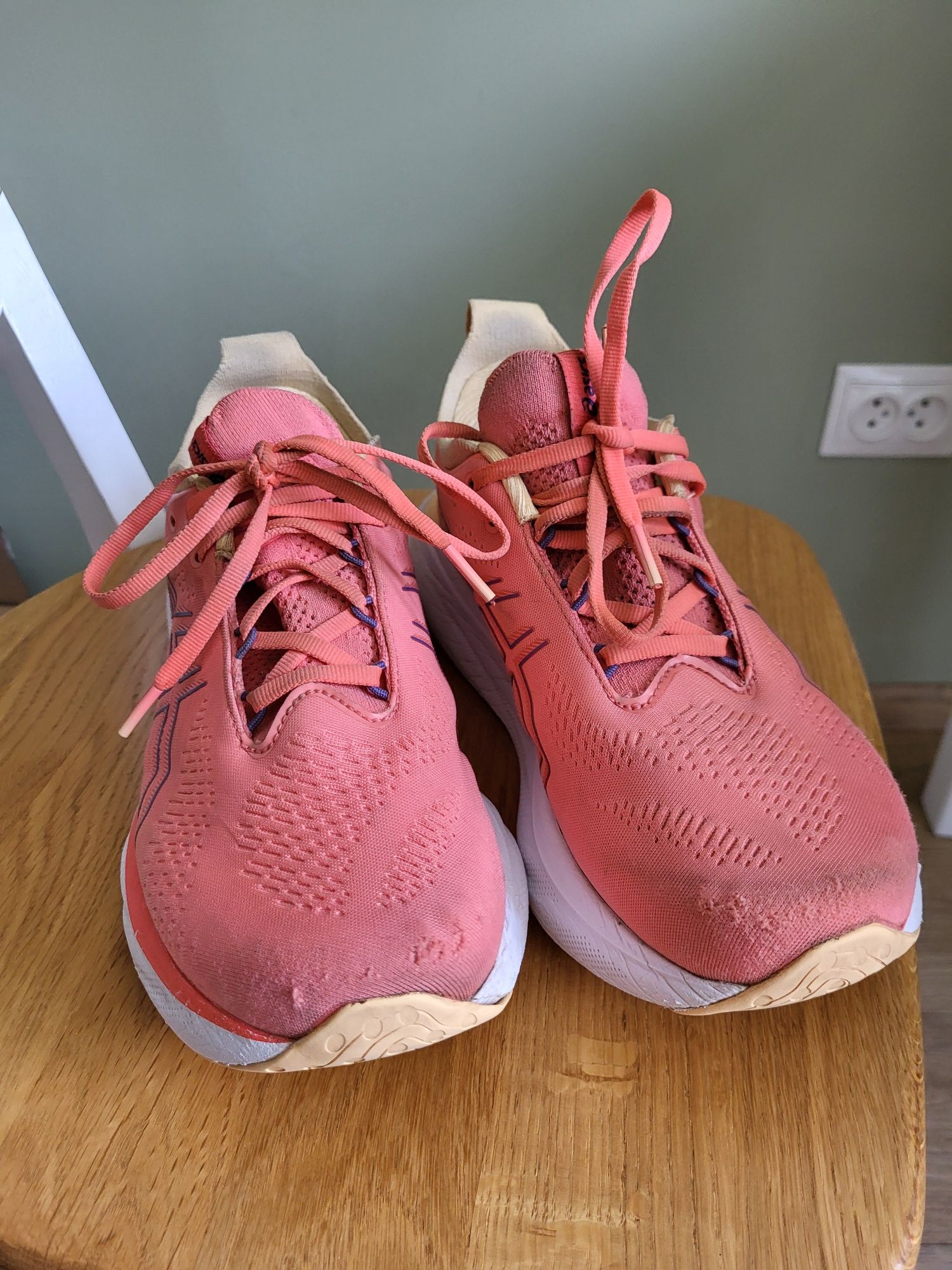 Кросівки Asics gel-nimbus 25