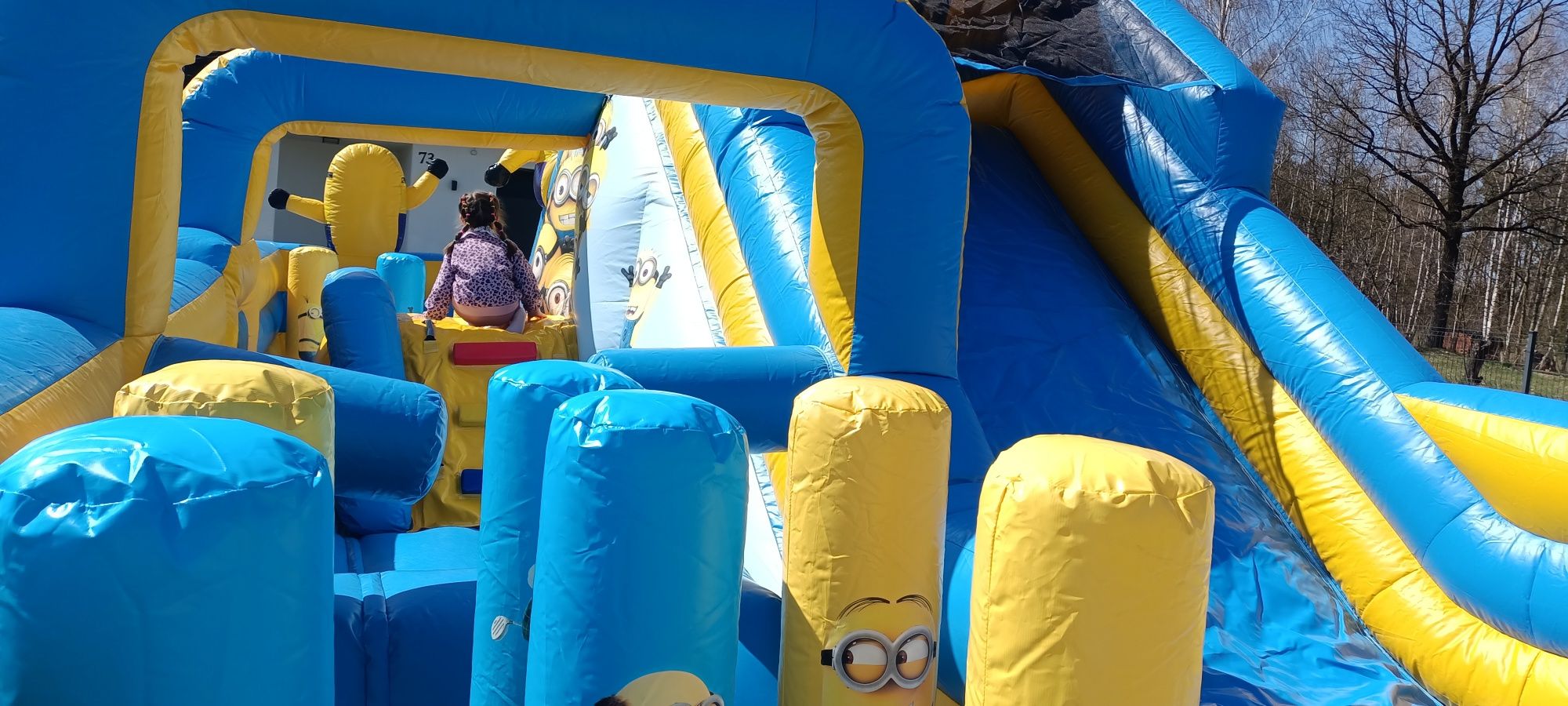 Dmuchaniec zjeżdżalnia plac zabaw wata cukrowa