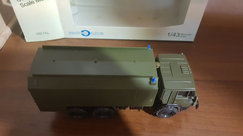 Продам камаз 4310, кунг.1/43 Целый.