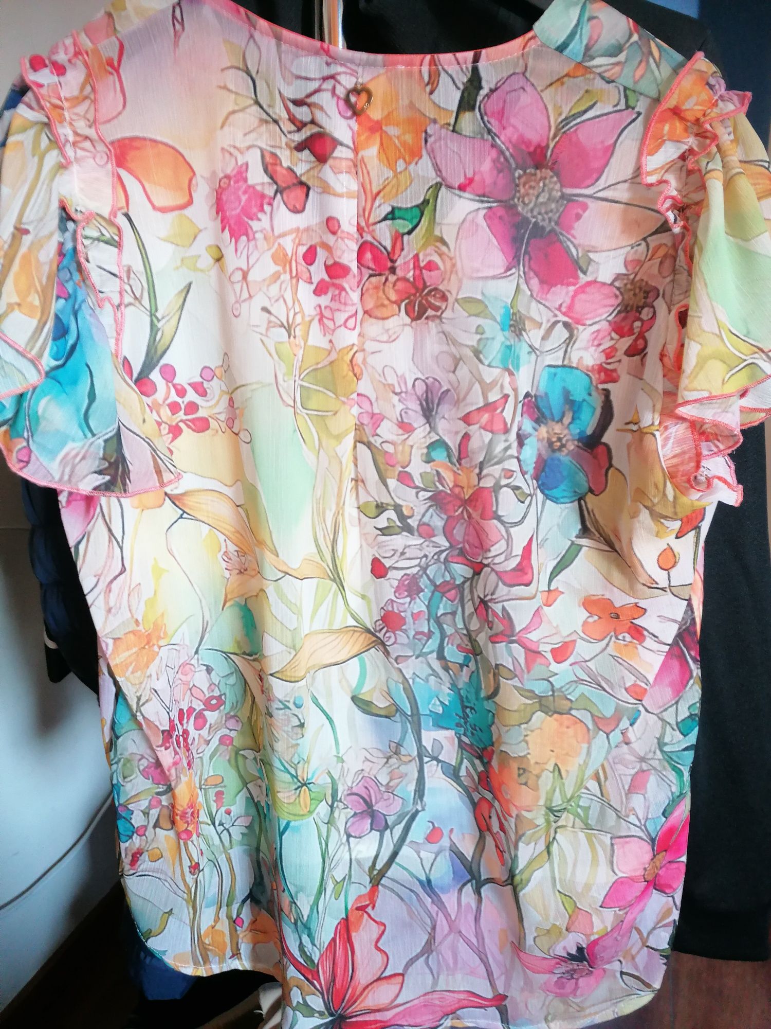 Blusa Anirene lindissima