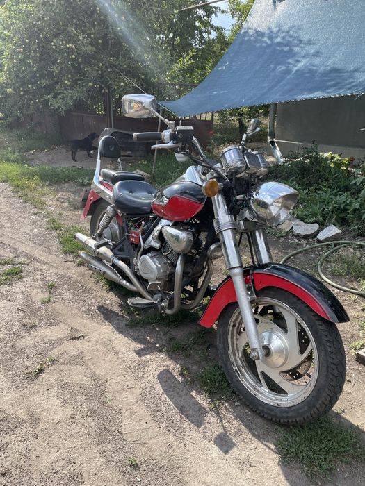 Продам мотоцикл 150 кубов