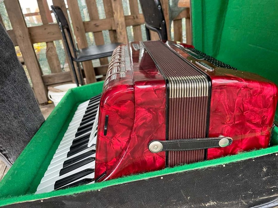 Аккордеон Weltmeister Diana