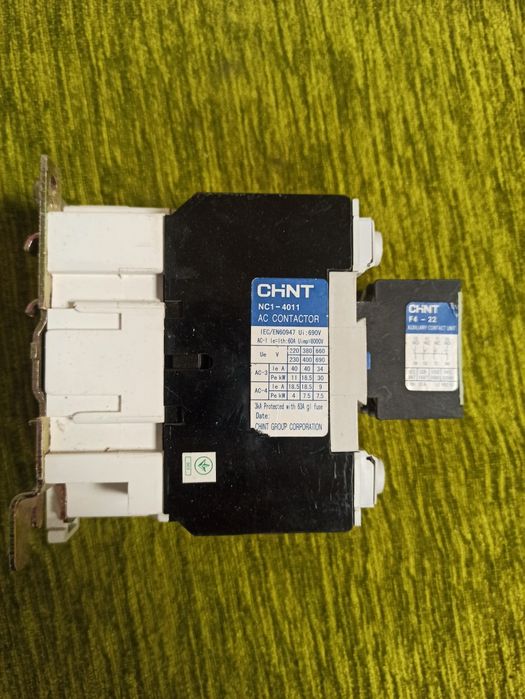 Контактор переменного тока CHINT NC1-4011 + F4-22
