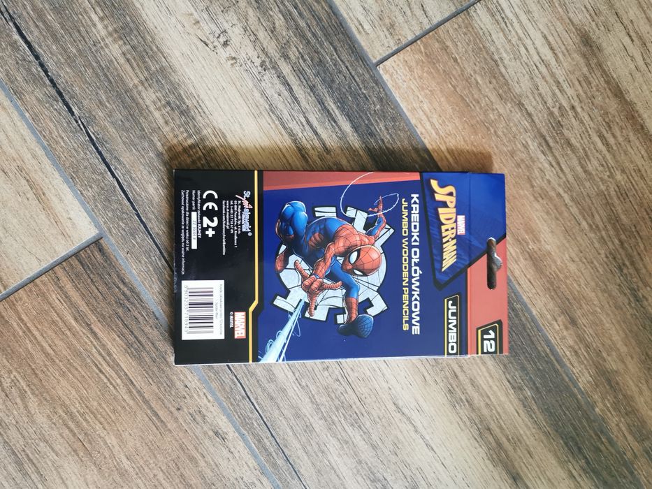 Kredki Jumbo 12 kolorów z motywem Spiderman nowe