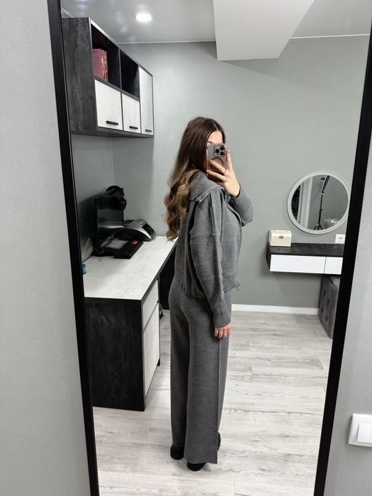 Трикотажний костюм жіночий