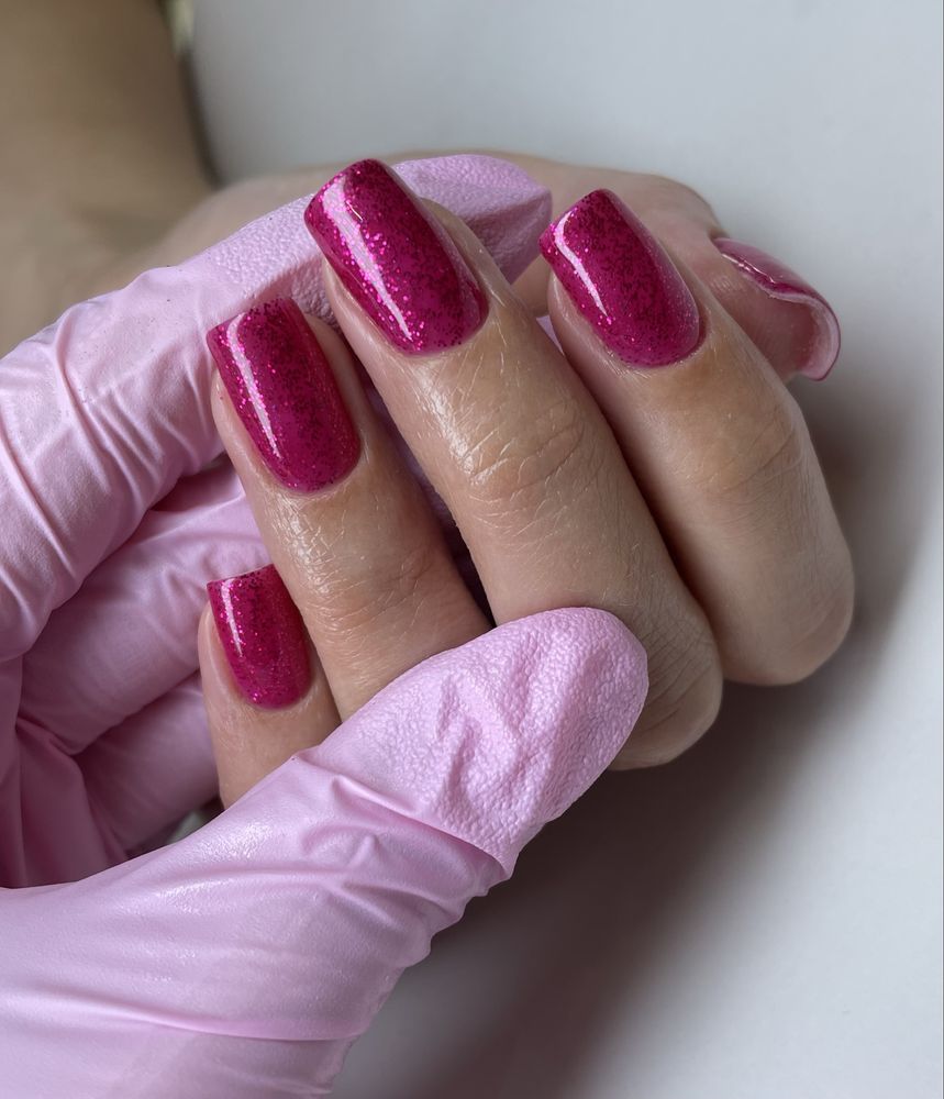 Paznokcie Kraków, manicure hybrydowy, pedicure