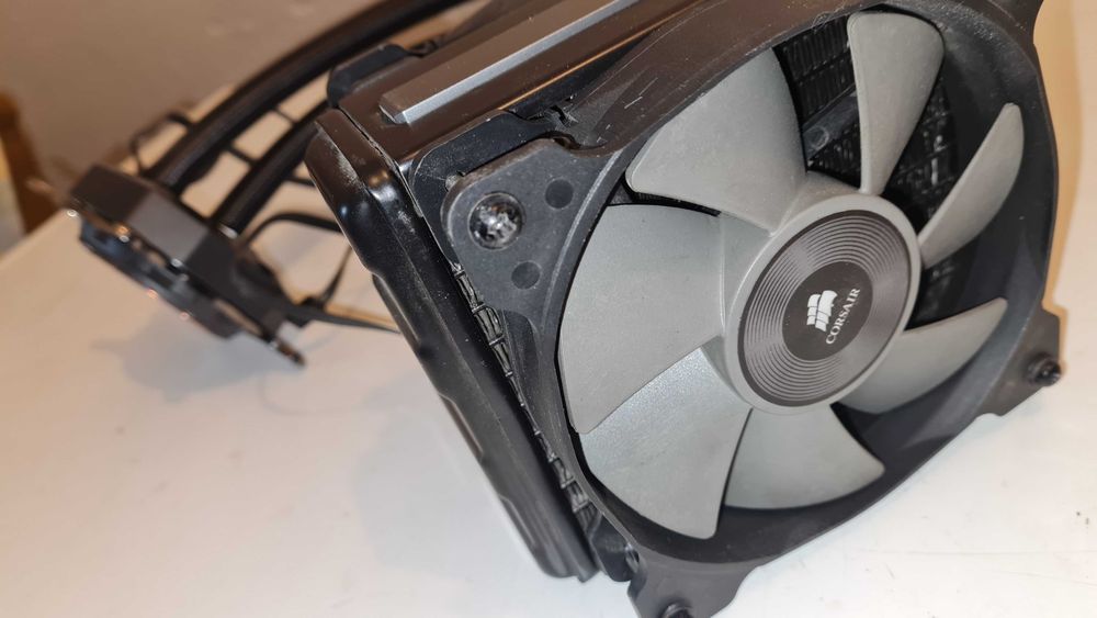 Water Cooler Corsair H80i GT Performance Liquid CPU Cooler