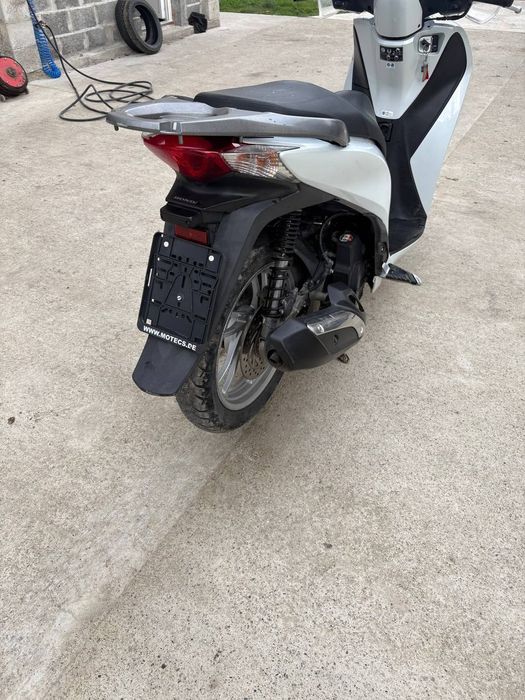 Продам Honda sh 150i