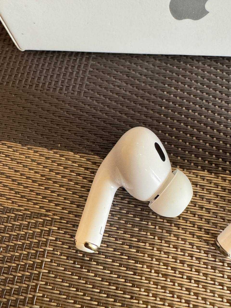 Навушники Apple AirPods pro 2