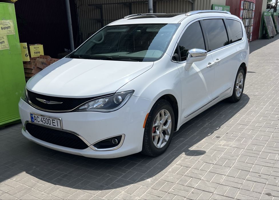 Крайслер пацифіка лімітед