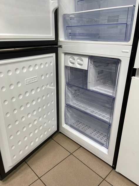 Холодильник 185см BEKO K60360NE Black