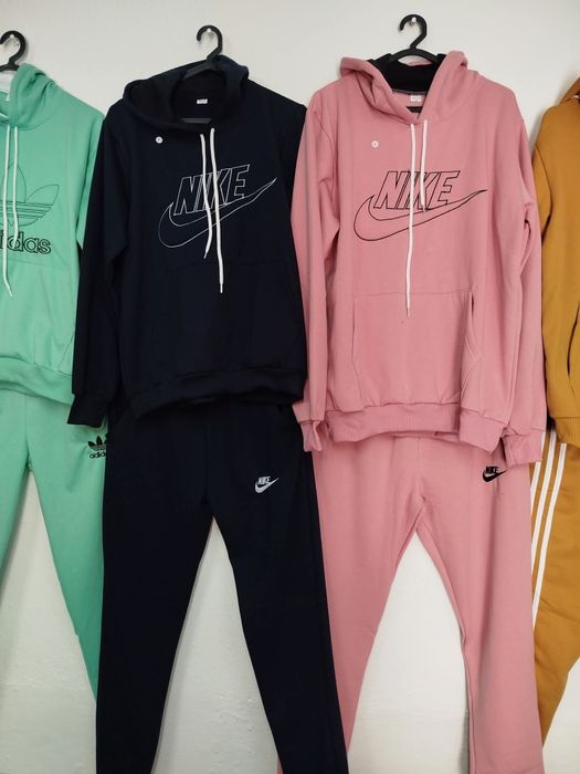 Fatos de treino unixeso do S ao XXI